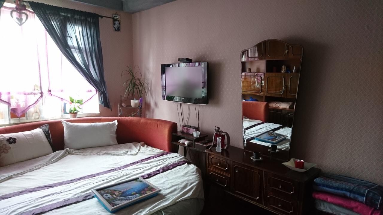 Apartment On Raisy Okipnoi 5 Kyiv Exterior photo